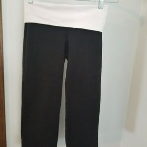 PINK Victoria's secret Crop yoga pants